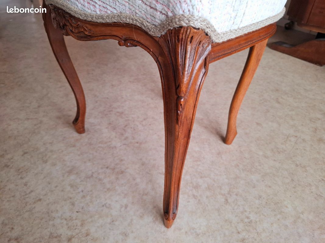 Paire de chaises de chambre de style Louis XV, entièrement restaurées (image 16)