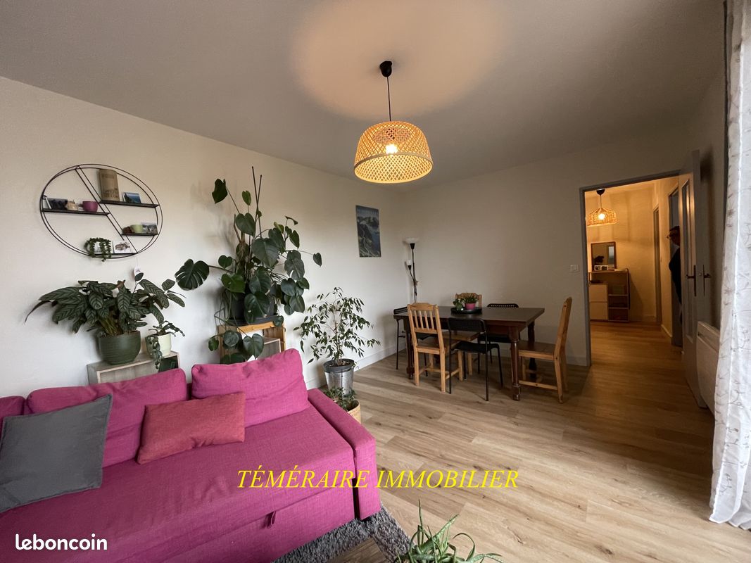 Appartement 5 pièces 81 m² · à Champagnole · 81 m² · 860 €/mois