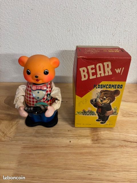 Jouet d'ours mécanique vintage en bois fabriqué à la main