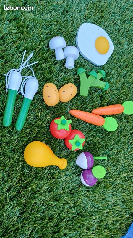 Légumes en bois pour jouer à la dinette (image 1)