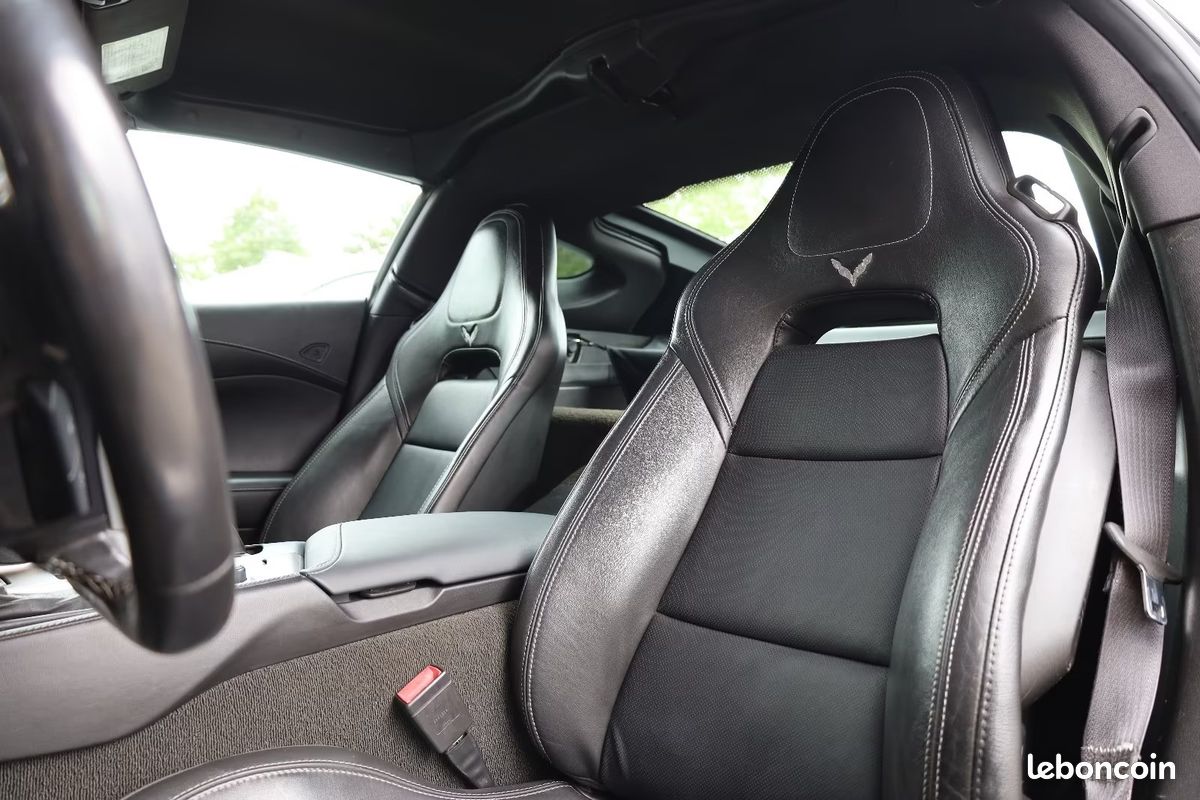 CHEVROLET CORVETTE C7 Grand Sport 2LT 6.2 V8 466 ch BVA8 – HUD – Bose – Toit carbone (image 10)