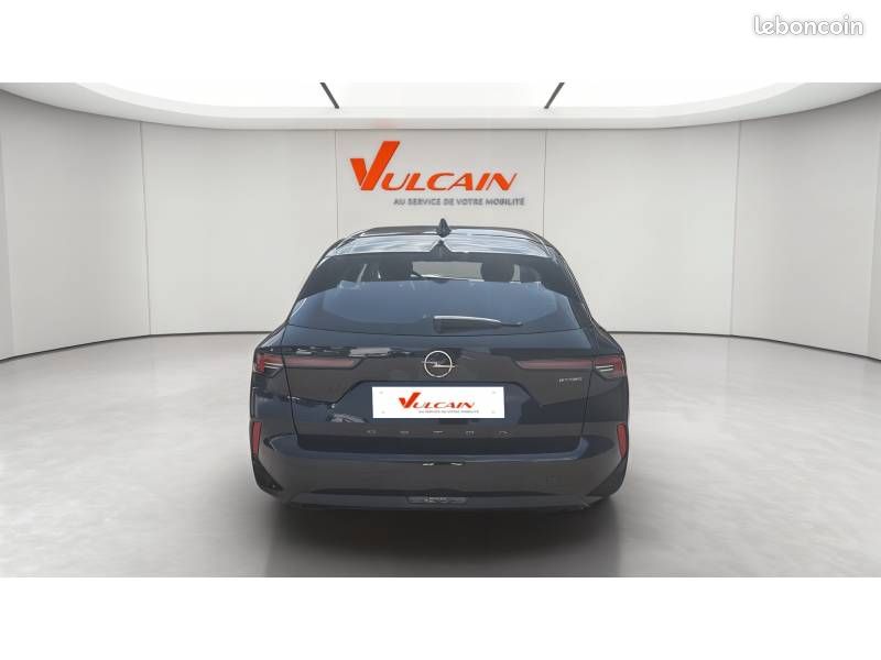 Opel Astra Sports Tourer 1.2 Turbo Hybride 136 ch e-DCT6 (image 3)