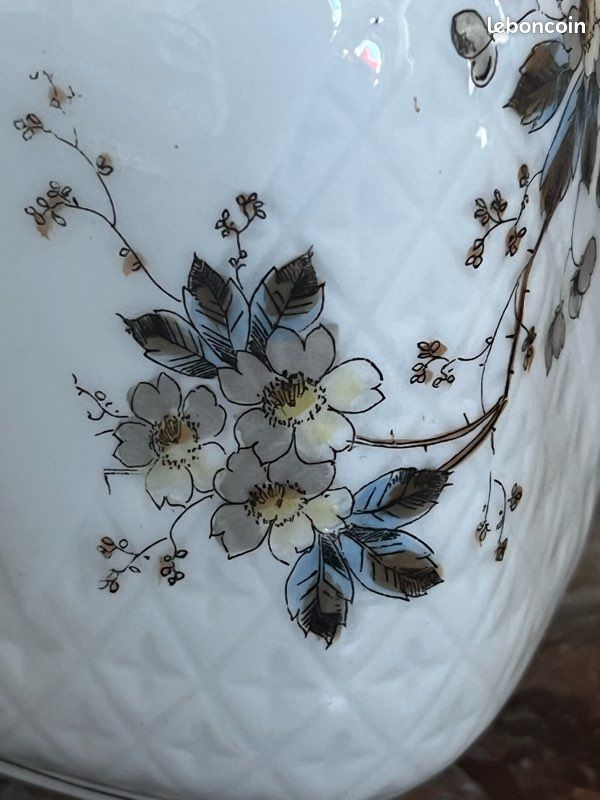 Pot à lait ancien porcelaine de Paris décor d’oiseaux et fleurs polychromes (image 18)