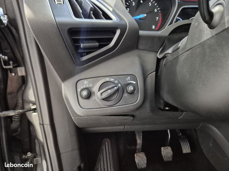 Ford C-MAX 1.0 ECOBOOST 125CH STOP&START TITANIUM (image 11)
