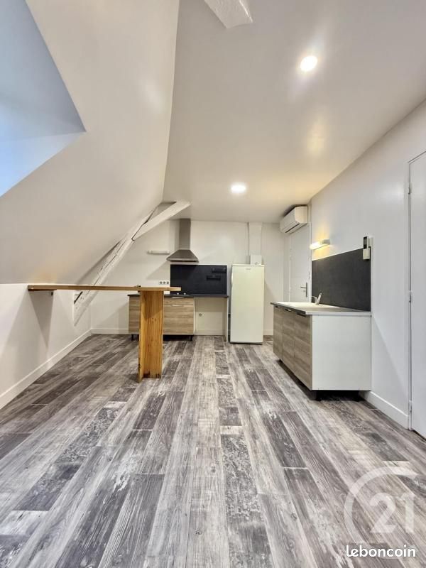 Appartement 2 pièces 24 m² · à Moulins · 24 m² · 435 €