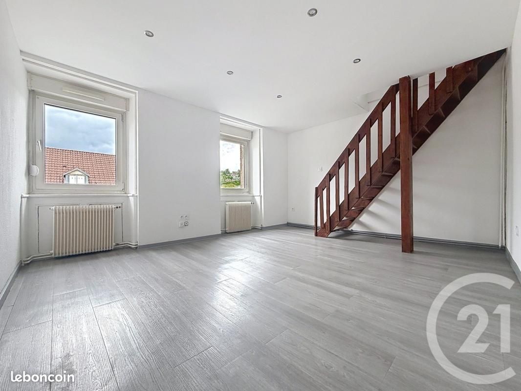 Appartement 4 pièces 78 m² · à Sainte-Suzanne · 78 m² · 560 €/mois
