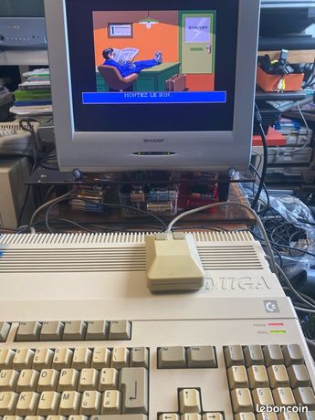 Lot De 50 Disquettes Amiga (500/600/1200) - Jeux Et Logiciels - Dont Superfrog - TBE