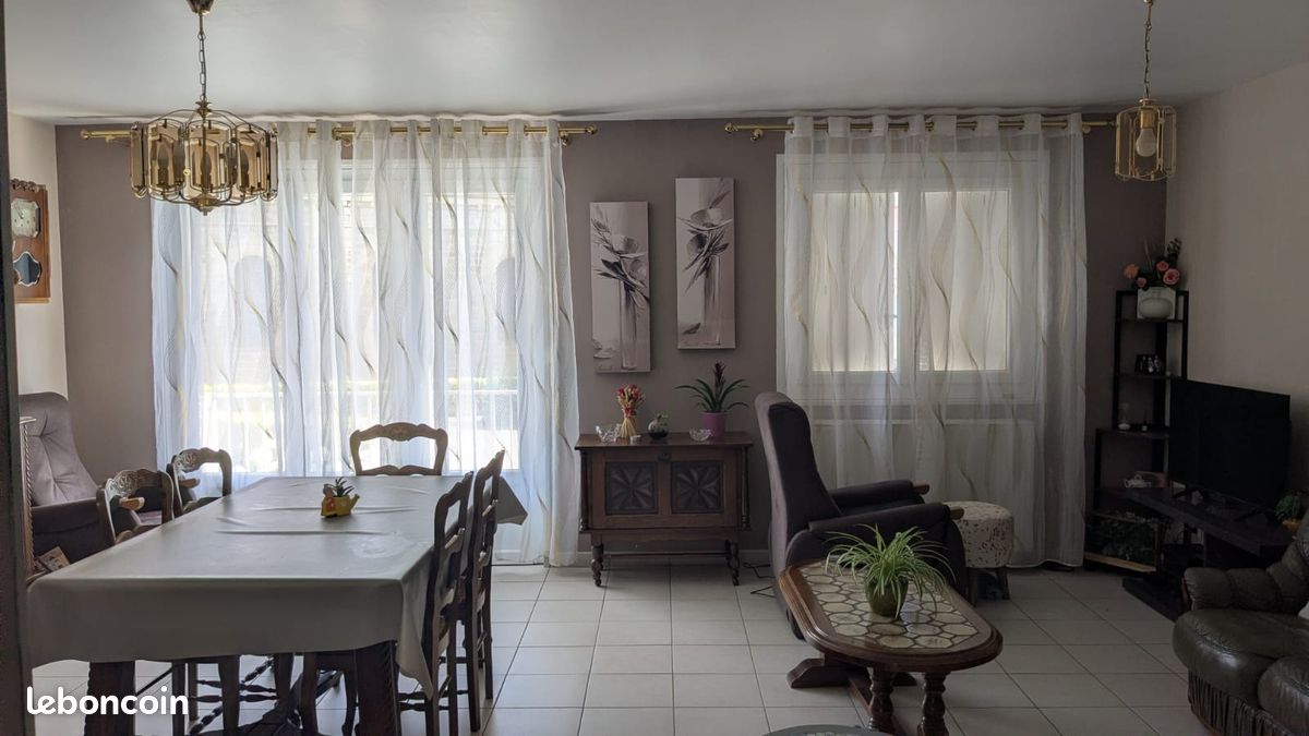 Appartement 3 pièces 85 m² · à Roche-la-Molière · 85 m² · 225 000 €