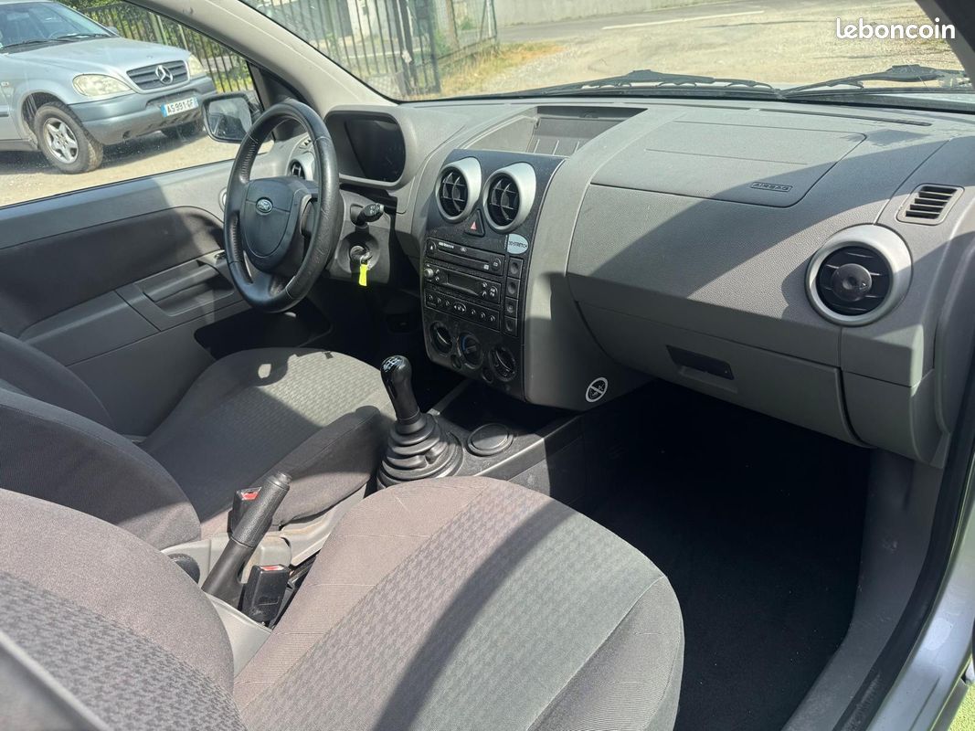 FORD FUSION 1.6 Trend (image 5)