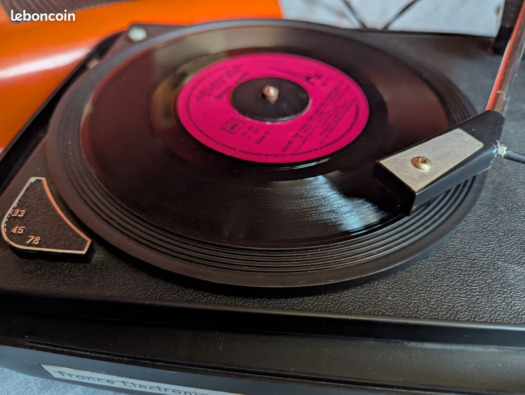 Tourne Disque France Electronique Poppy Orange vintage