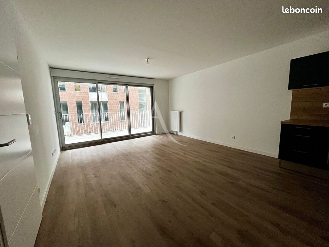 Appartement 3 pièces 70 m² · à Fleury-les-Aubrais · 70 m² · 815 €