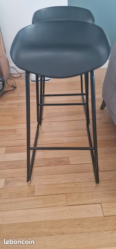 Chaise, tabouret & banc (image 6)