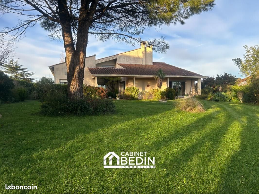 Maison 8 pièces 191 m² · à Lauzerville · 191 m² · 559 000 €
