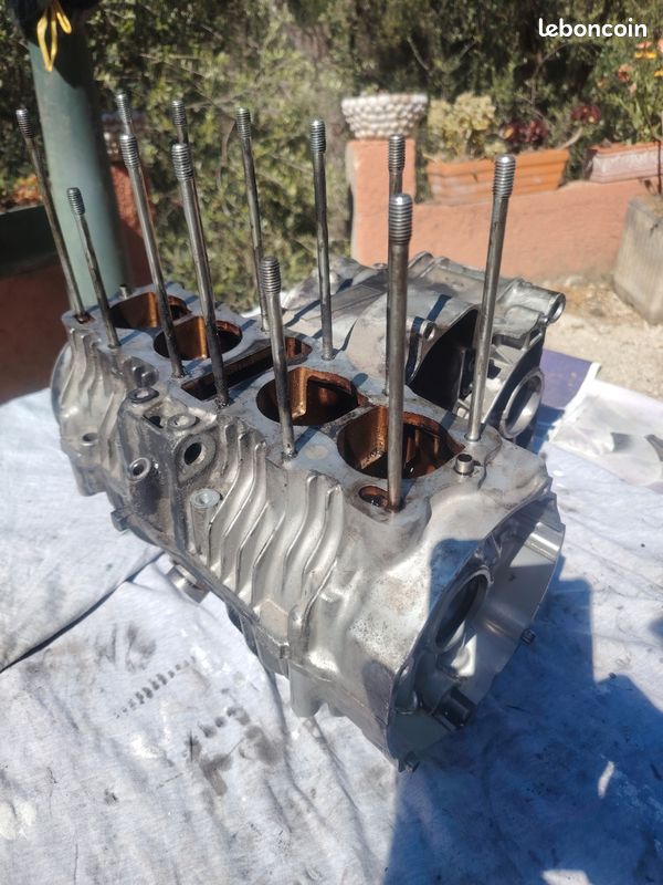 Bloc moteur Honda CB 350 Four (image 1)