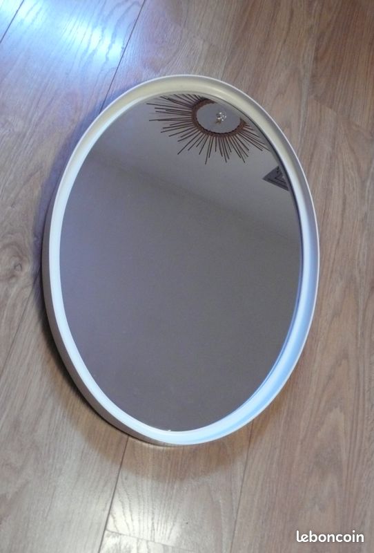 Grand miroir ovale vintage années 70 (image 1)