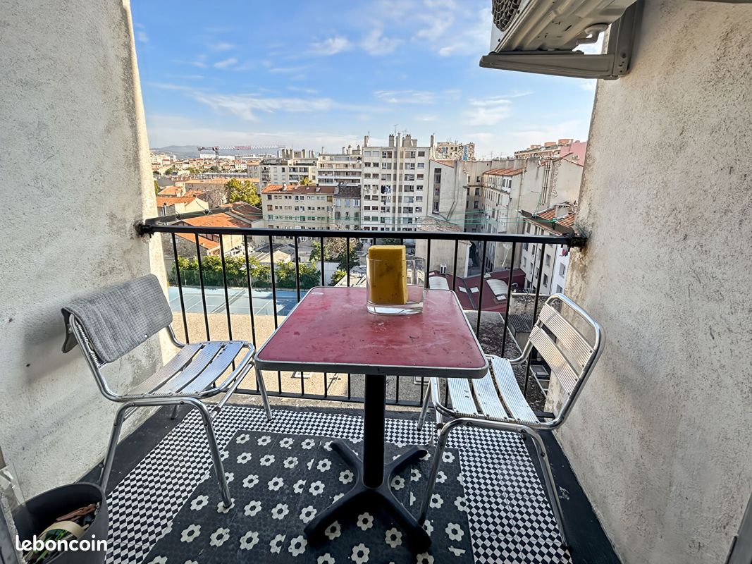 Appartement 3 pièces 69 m² · à Marseille · 69 m² · 142 000 €