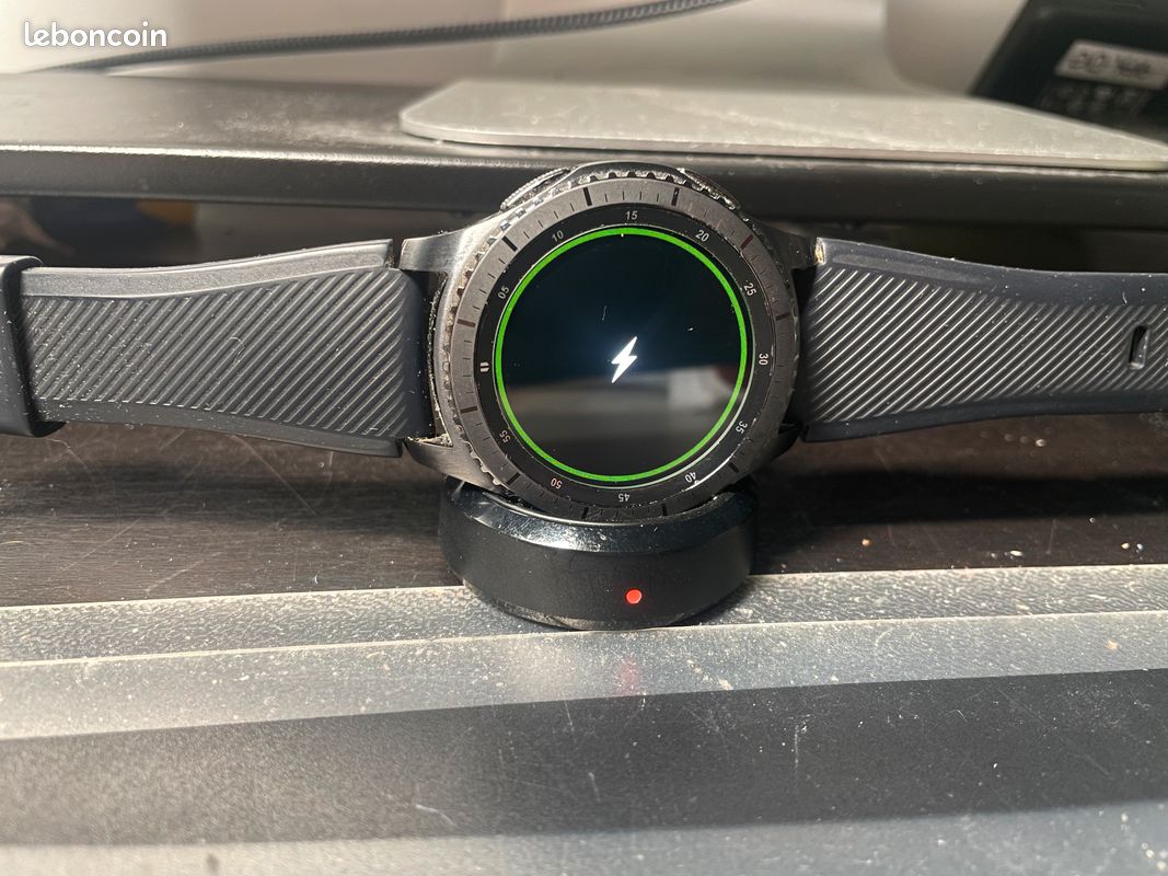 Montre connectée Samsung (image 2)