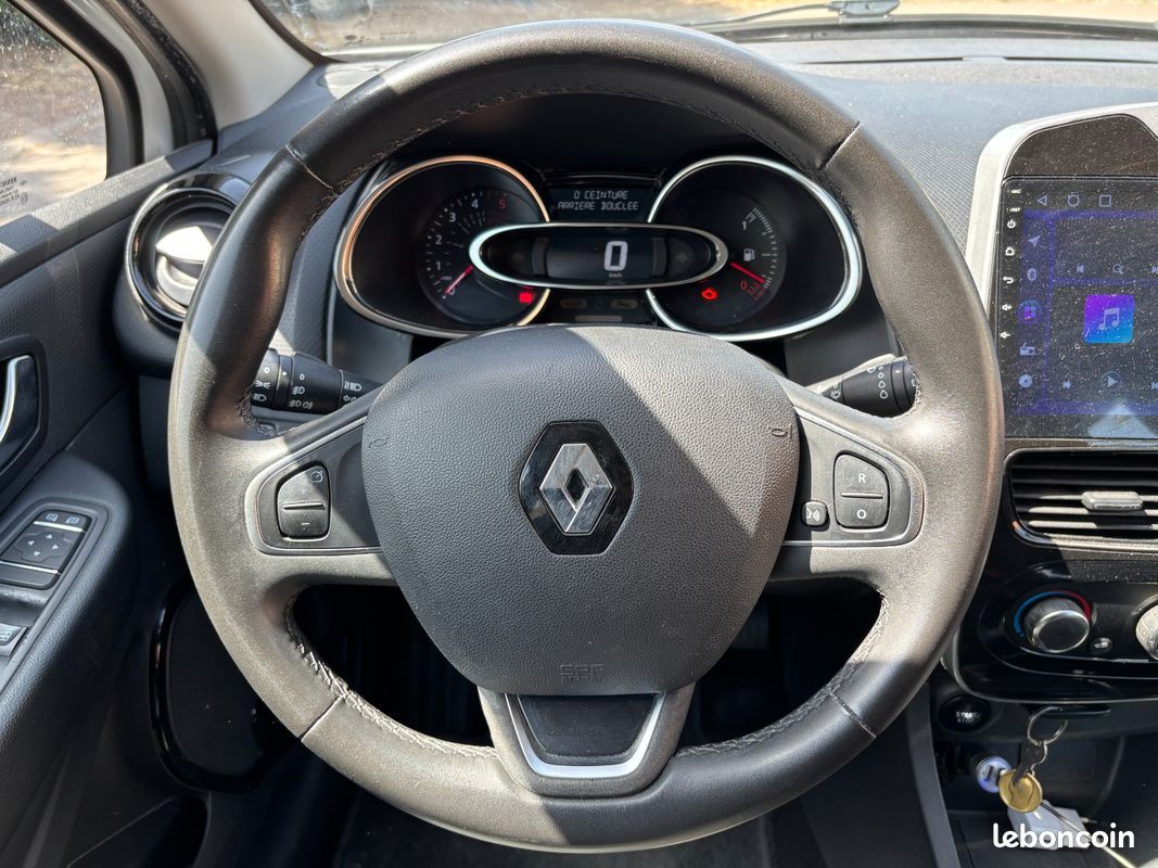 Renault Clio 4 1.5 DCI 90 CH ENERGY BUSINESS ECO2 - DISTRIB OK + EMBRAYAGE OK + AMORTISSEURS OK (image 12)