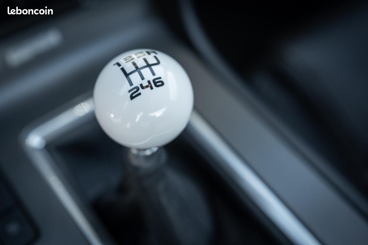Ford Mustang Shelby GT500 V8 5.8 671ch (image 24)