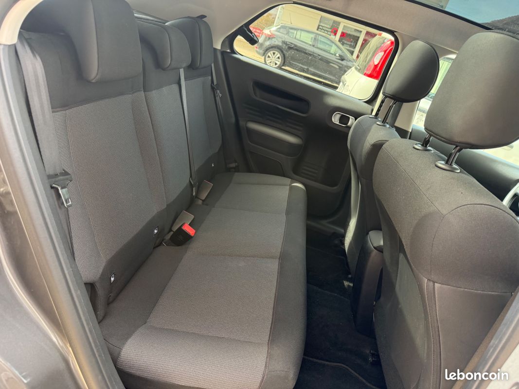 Citroen c4 cactus 1.2 puretech 110ch feel business toit panoramique courroie changee (image 7)