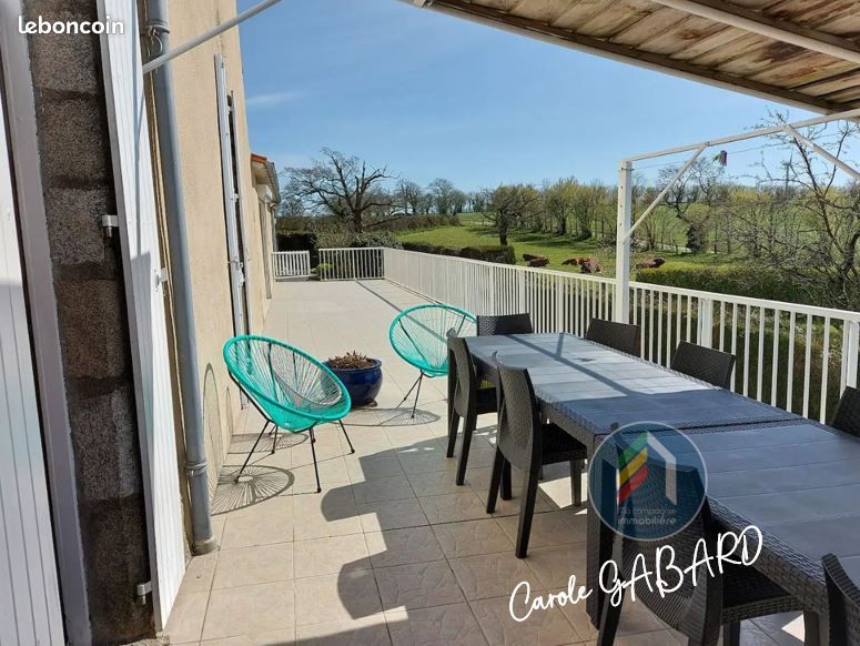 Maison 7 pièces 201 m² - Mauléon 79700 (image principale 4)