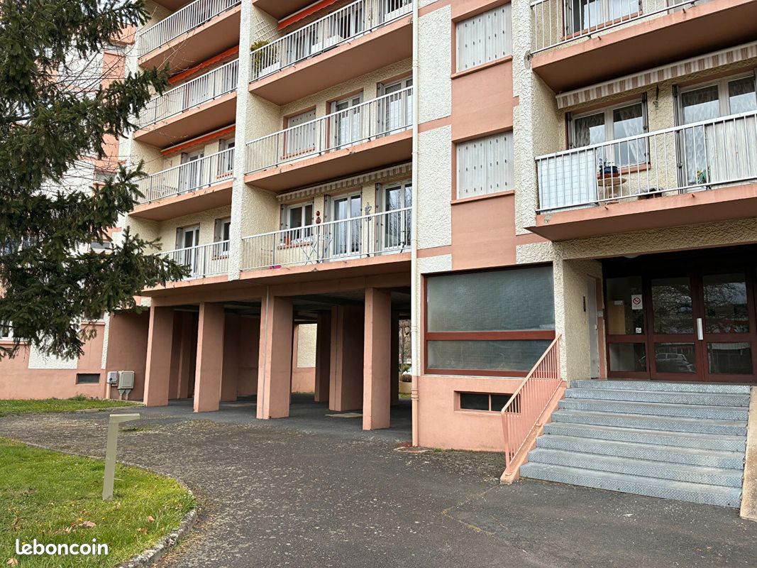 Appartement 2 pièces 53 m² · à Brives-Charensac · 53 m² · 74 900 €
