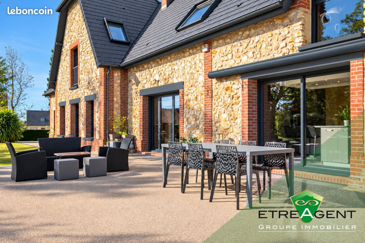 Maison 8 pièces 400 m² · à Épreville-près-le-Neubourg · 400 m² · 649 000 €