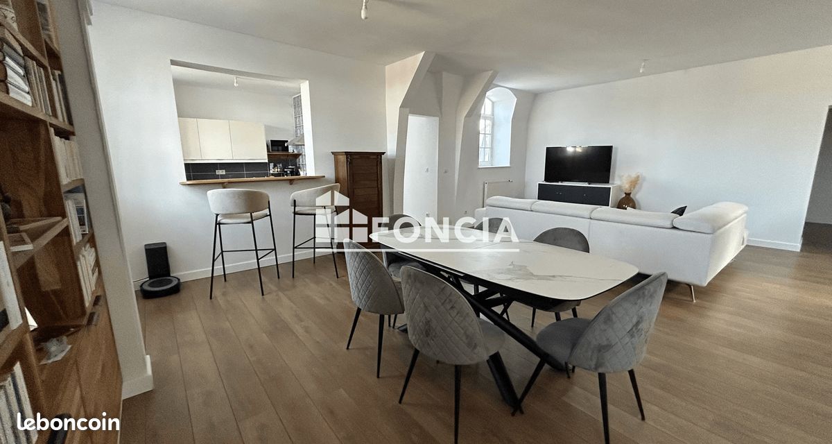 Appartement 3 pièces 94 m² · à Arras · 94 m² · 950 €/mois
