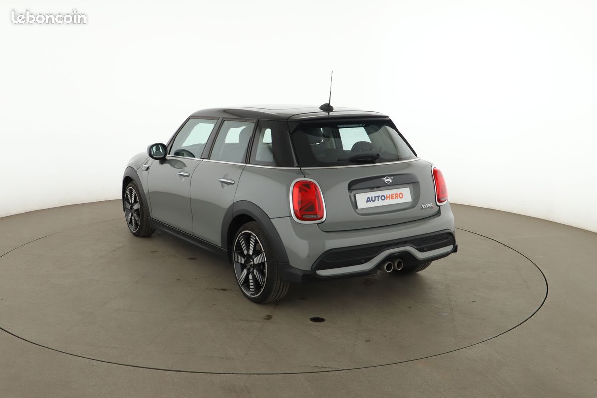 MINI Mini Cooper S Edition Camden BVA7 5P 178 ch (image 2)