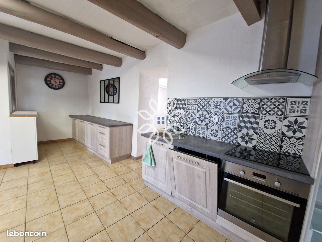 Propriété 7 pièces 110 m² (image 9)