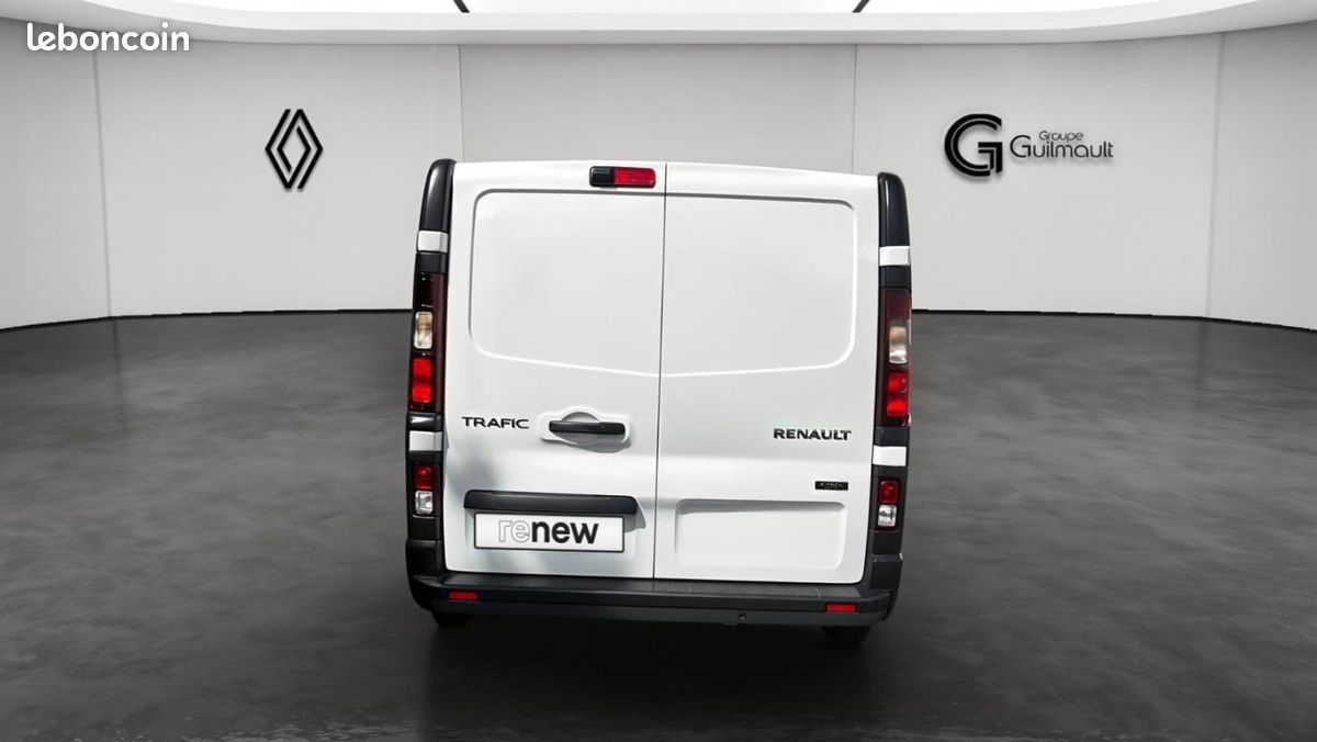 Renault Trafic E-TECH ELECTRIQUE FOURGON FGN L1H1 3T AC22 ADVANCE (image 4)