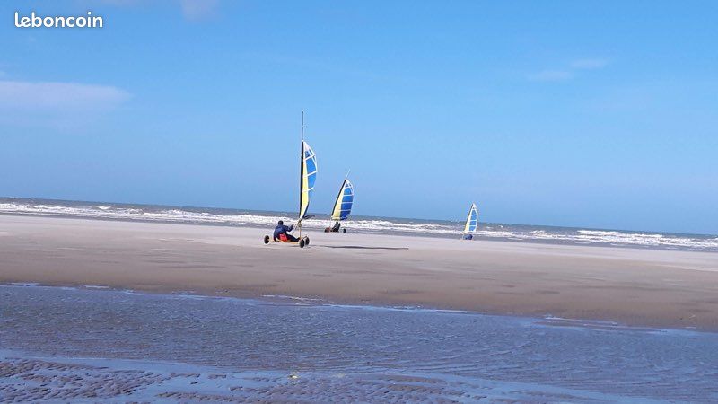 50 m de la plage (image 17)