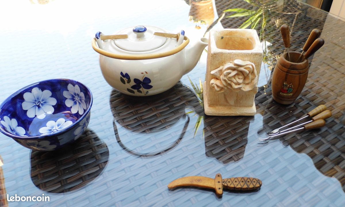 Articles de decoration et vaisselle divers (image 1)