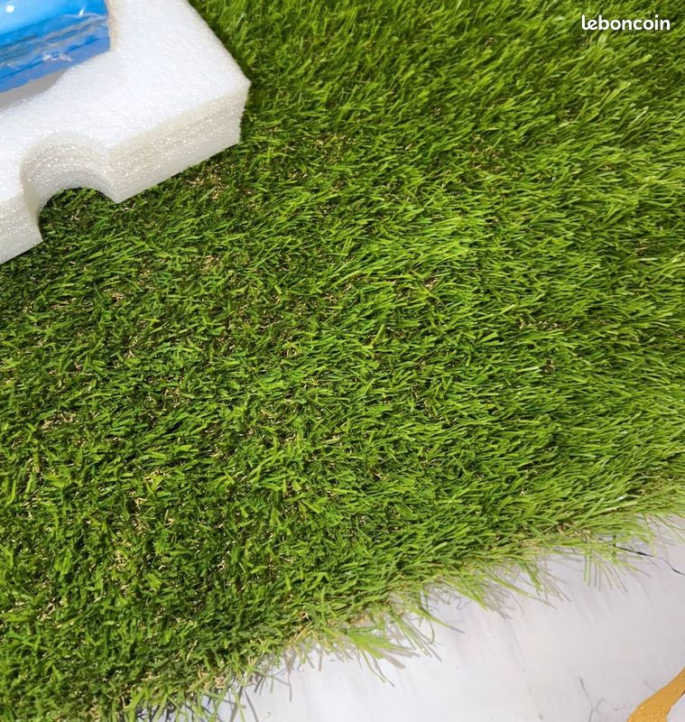 Gazon synthétique neuf, qualité premium, usage intensif, , Traité anti-UV, grand passage, Beauvoisin, Fibres haute résistance (image 4)