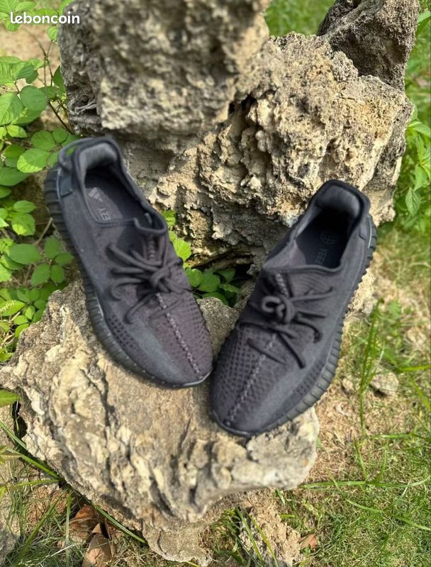 adidas gazelle silver green womens Adidas - Yeezy Boost 350 V2 'Copper' (10 US) | myGemma | FR main image 1