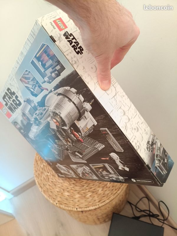 Lego 75292 Razor Crest Mandalorian Star Wars (image 3)