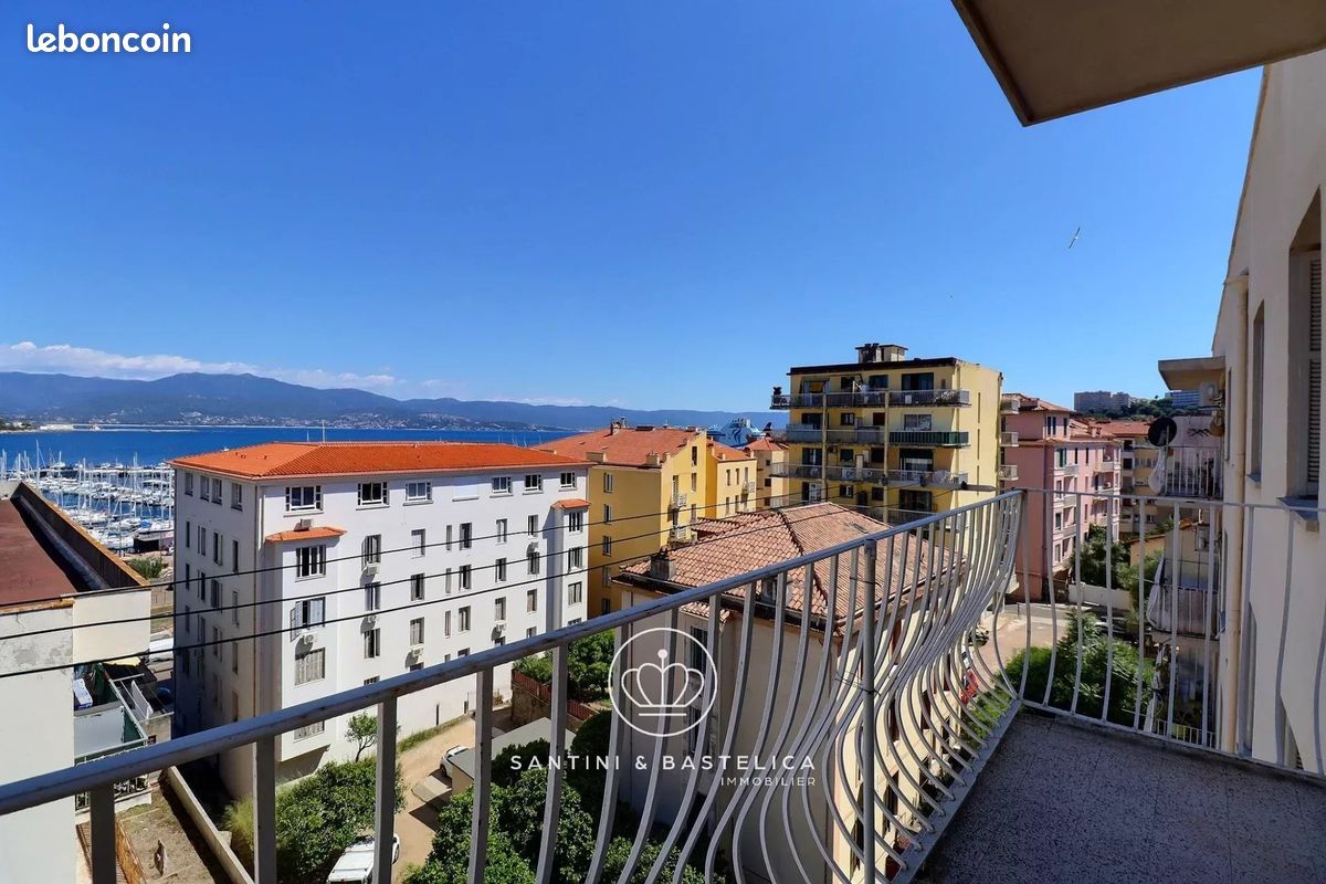 Appartement 4 pièces 90 m² · à Ajaccio · 90 m² · 225 000 €