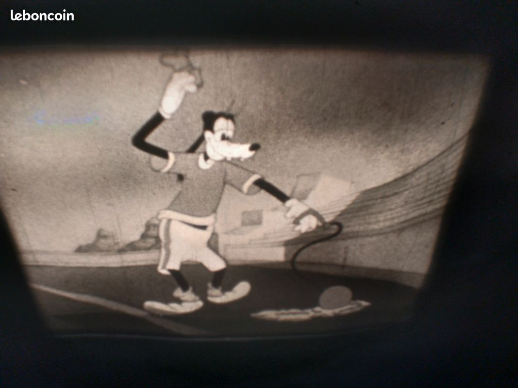 Ciné Max Super 8 : Goofy champion olympique (1942) (image 9)