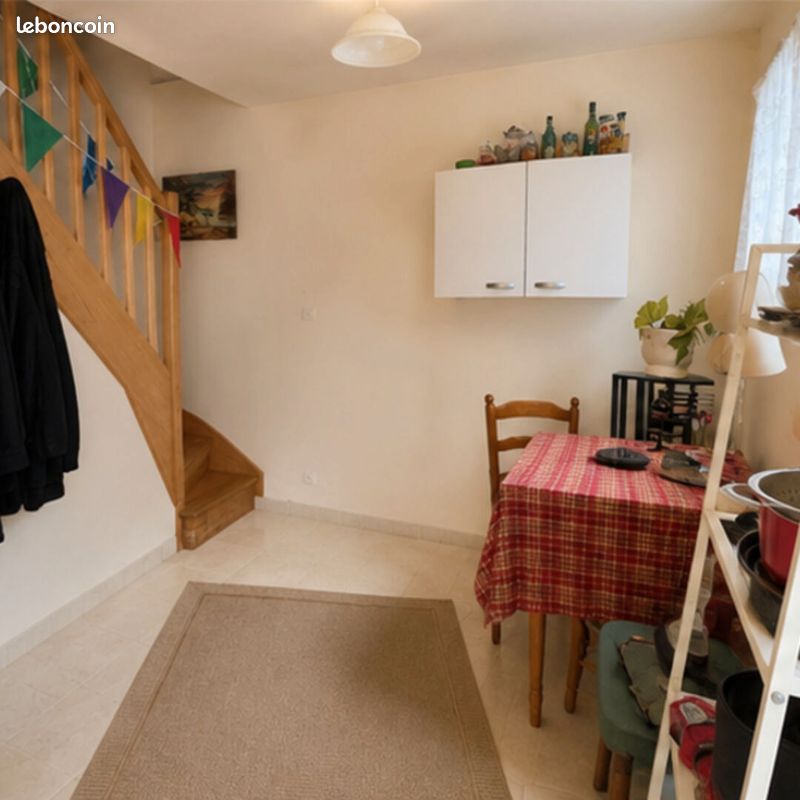 Appartement 1 pièce 18 m² · à Tours · 18 m² · 400 €