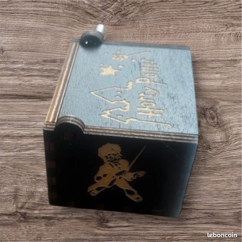Boîte à musique Harry Potter en bois – manivelle – déco / cadeau (image 2)