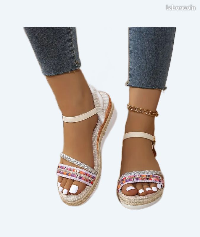 Chaussures, sandales d'été (image 1)