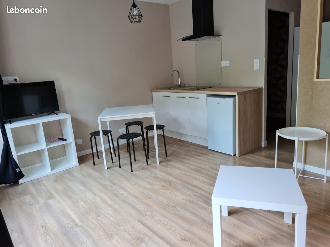 Loue appartement étudiant - Neuvic 19160 (image principale 0)