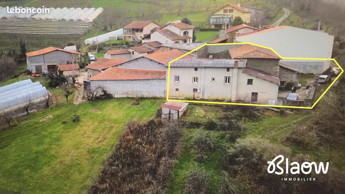 Maison 7 pièces 175 m² · à Cellieu · 175 m² · 300 000 €