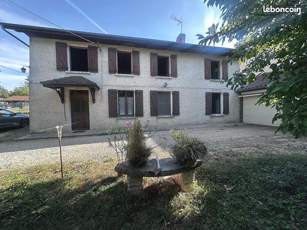 Maison 5 pièces 110 m² · à Saint-Michel-de-Saint-Geoirs · 110 m² · 169 000 €