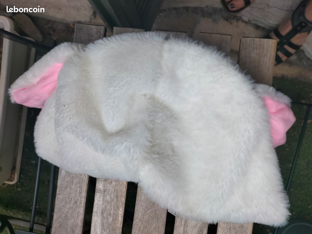 Figurine - VVIKIZY - Lapin de Pâques - Résine peinte à la main - Chaise