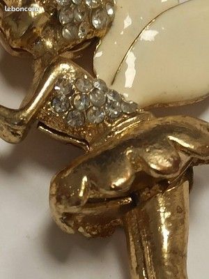 Broche Vintage Dorée Esprit Couture Années 90 - Strass Et Pompons 25x20mm - Occasion