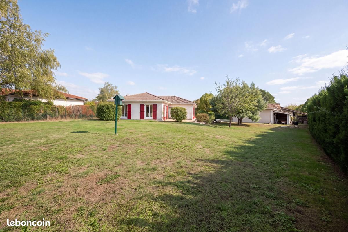 Maison 5 pièces 115 m² · à Léognan · 115 m² · 427 000 €