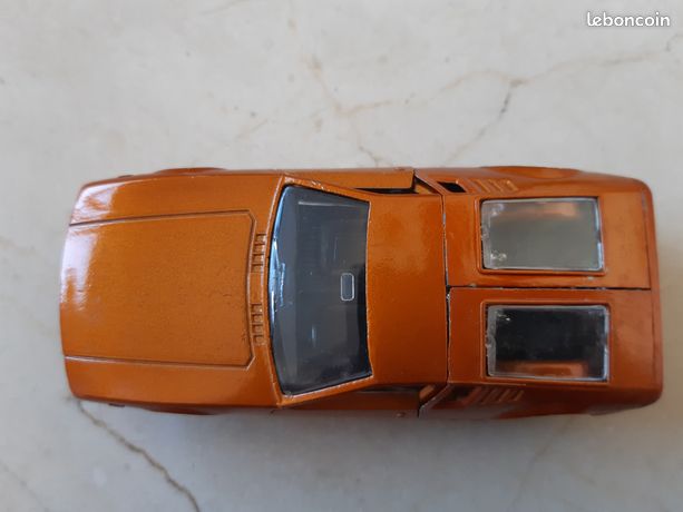 Miniature Solido De Tomaso Mangusta 1/43 – Rouge – Année 1969 – Occasion