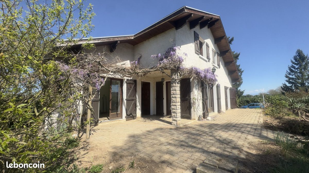 Maison 6 pièces 159 m² (image 2)