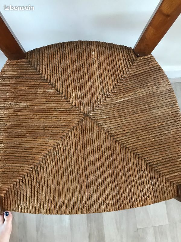 Chaise en bois (image 3)